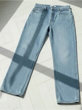 REFORMATION 🌟Jeans Casey Relaxed Mid Rise Straight Button Fly Blue Jeans Size 26